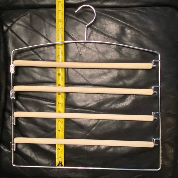 4 arm flex clothes hanger 🩳 - Picture 5 of 6